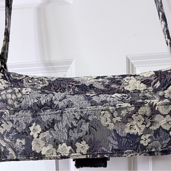 Floral Blue While Lace Rectangular Purse Shoulderbag Fold Over Snap Closure - Picture 13 of 16